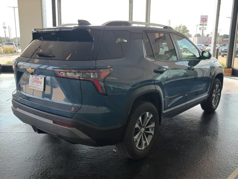 More photos of 2025 Chevrolet Equinox AWD LT at Pat Clemons Inc., IA