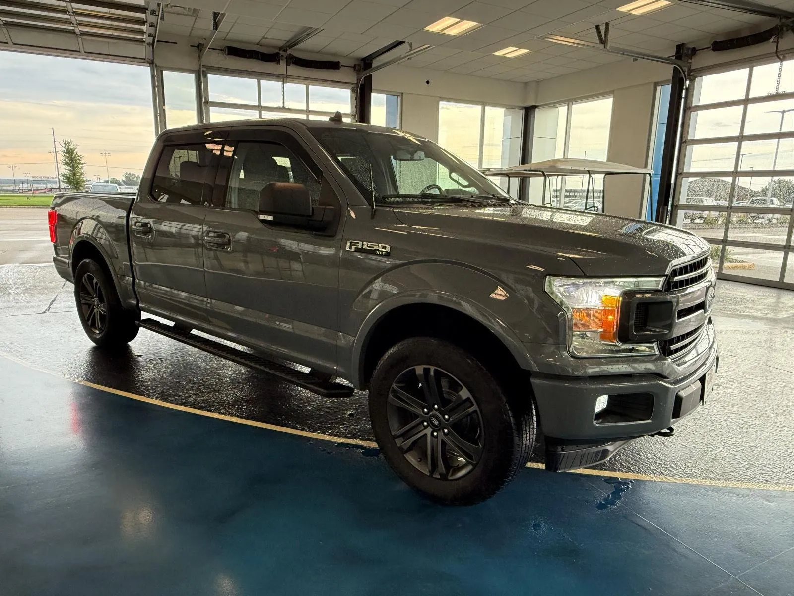 Ford F-150 photo 7