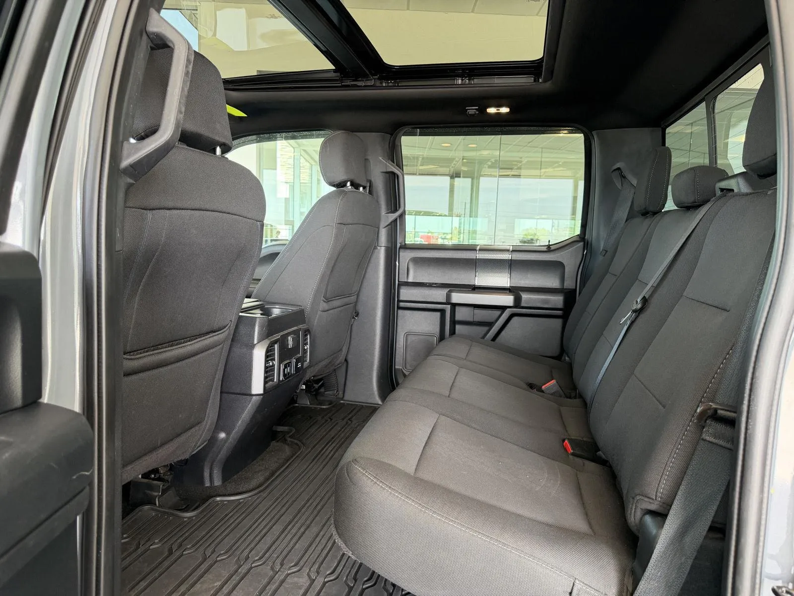 2020 Ford F-150 XLT photo 13
