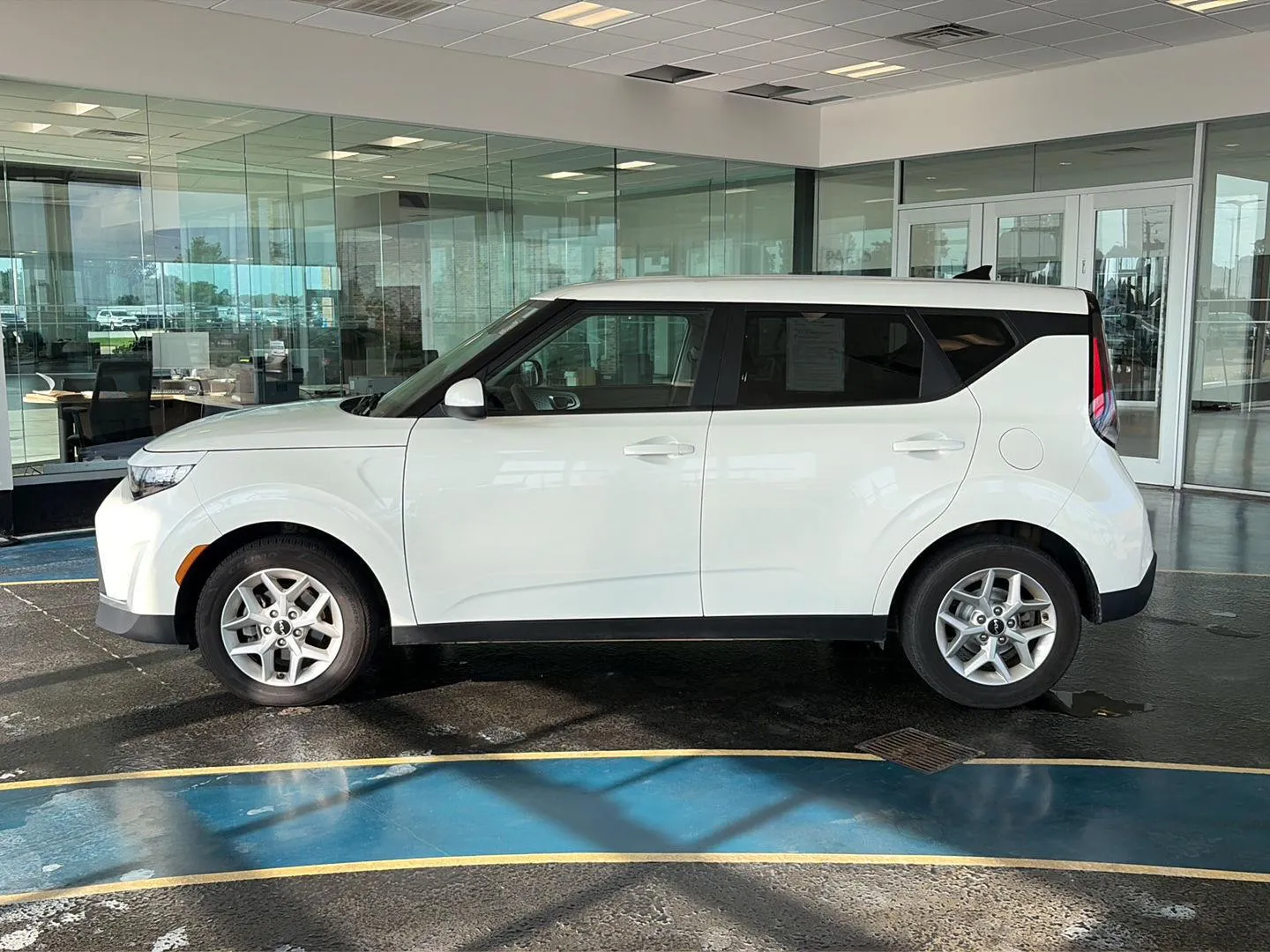 Kia Soul photo 2