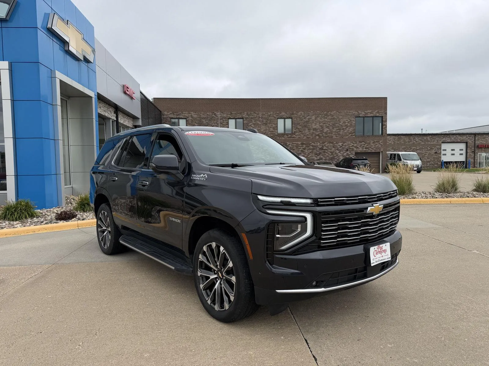 Chevrolet Tahoe photo 9