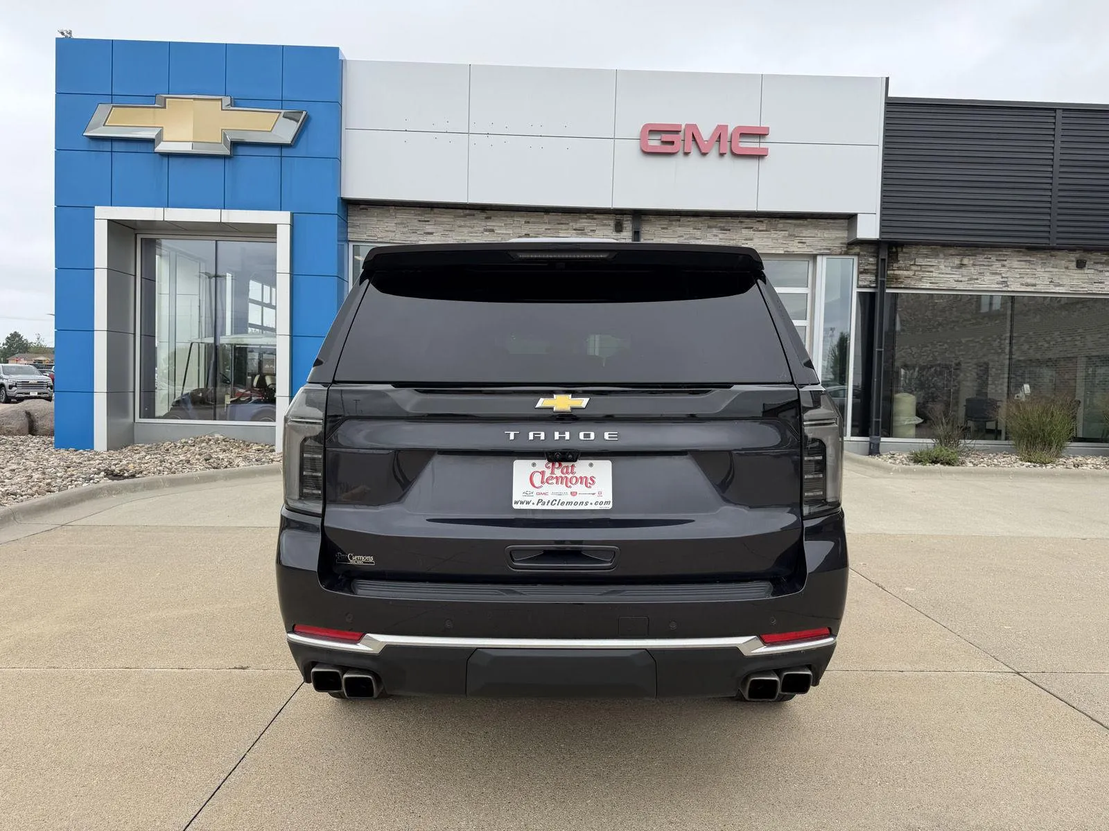 Chevrolet Tahoe photo 5