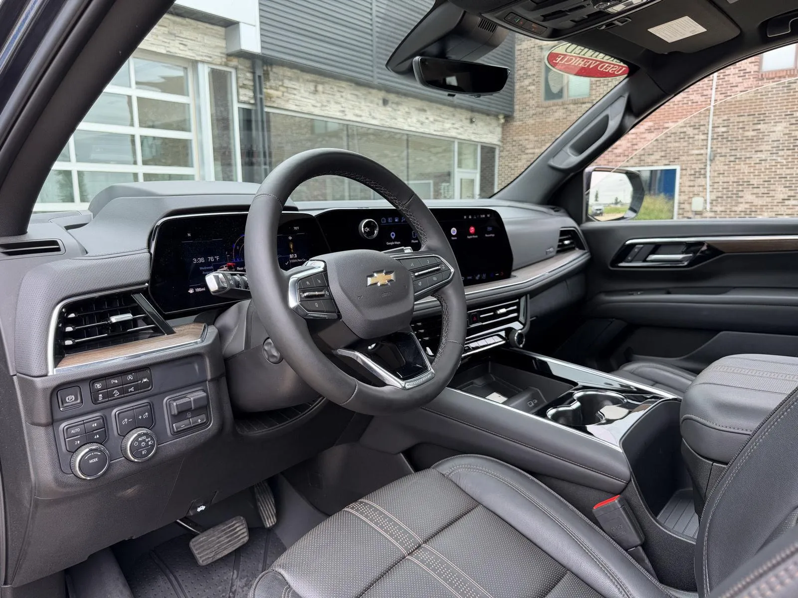 Chevrolet Tahoe photo 24