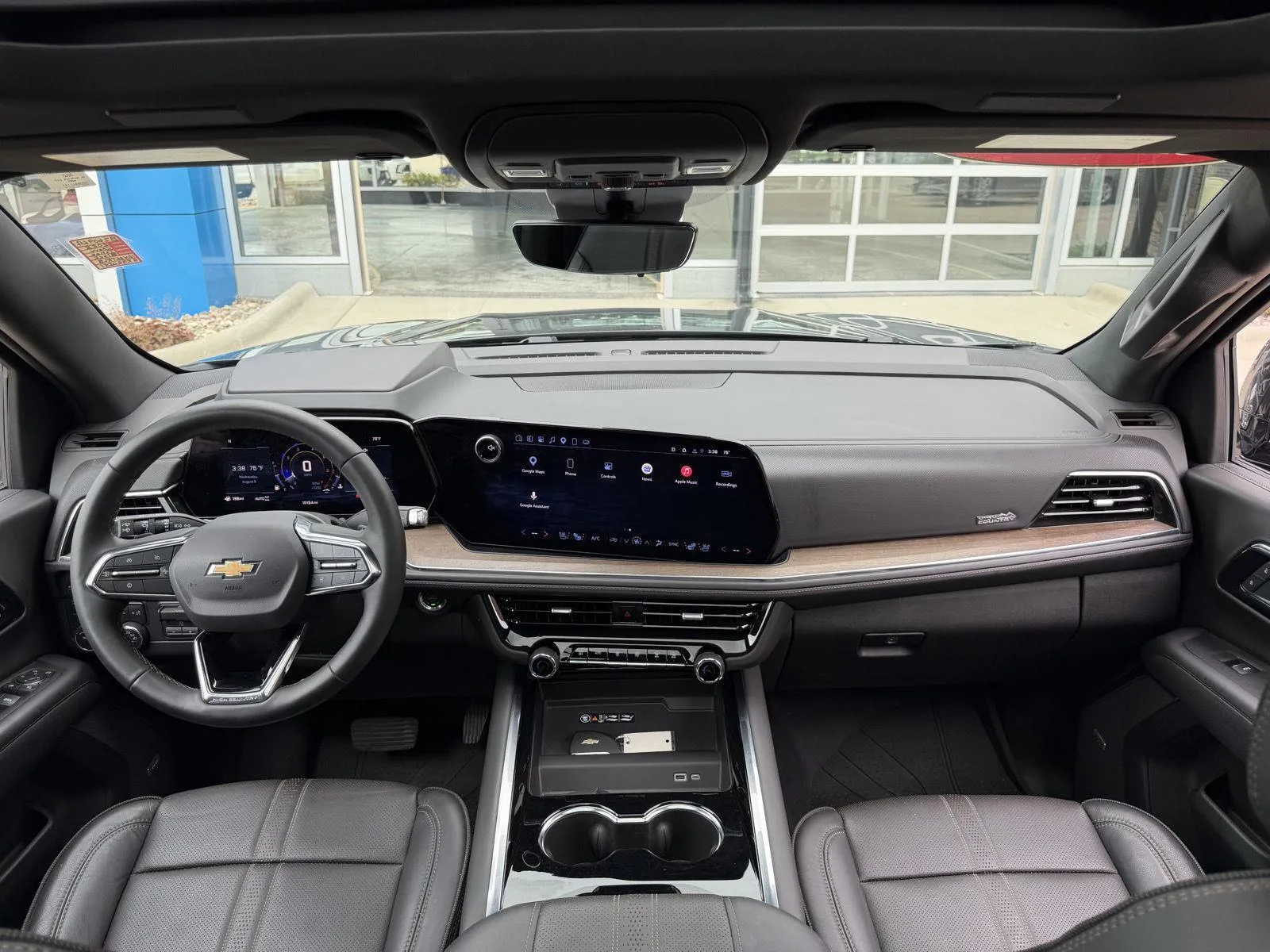 Chevrolet Tahoe photo 25