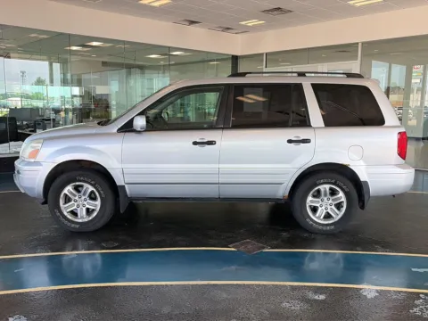 Photos of 2005 Honda Pilot EX for sale in Boone, IA at Pat Clemons Inc.
