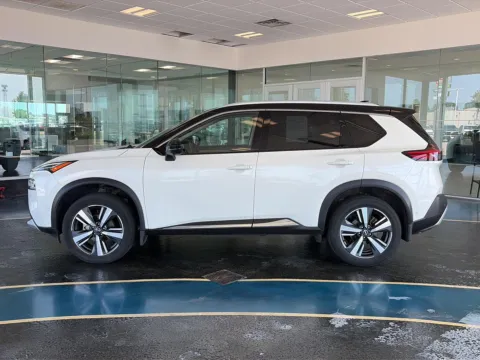 Photos of 2022 Nissan Rogue Platinum for sale in Boone, IA at Pat Clemons Inc.
