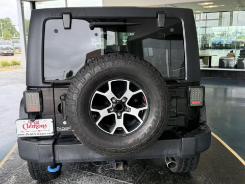 More photos of 2015 Jeep Wrangler Unlimited Sport at Pat Clemons Inc., IA