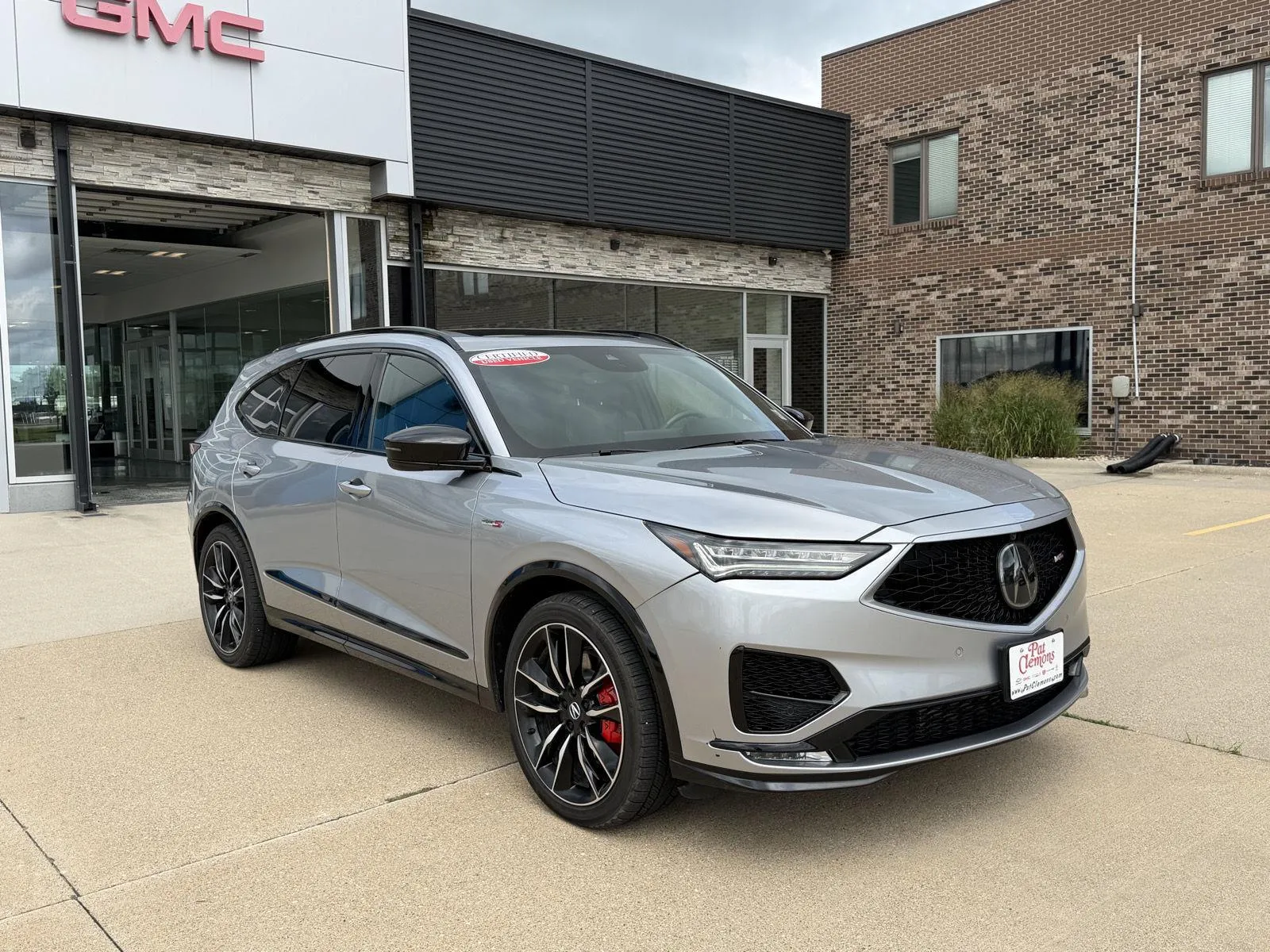 Acura MDX photo 7