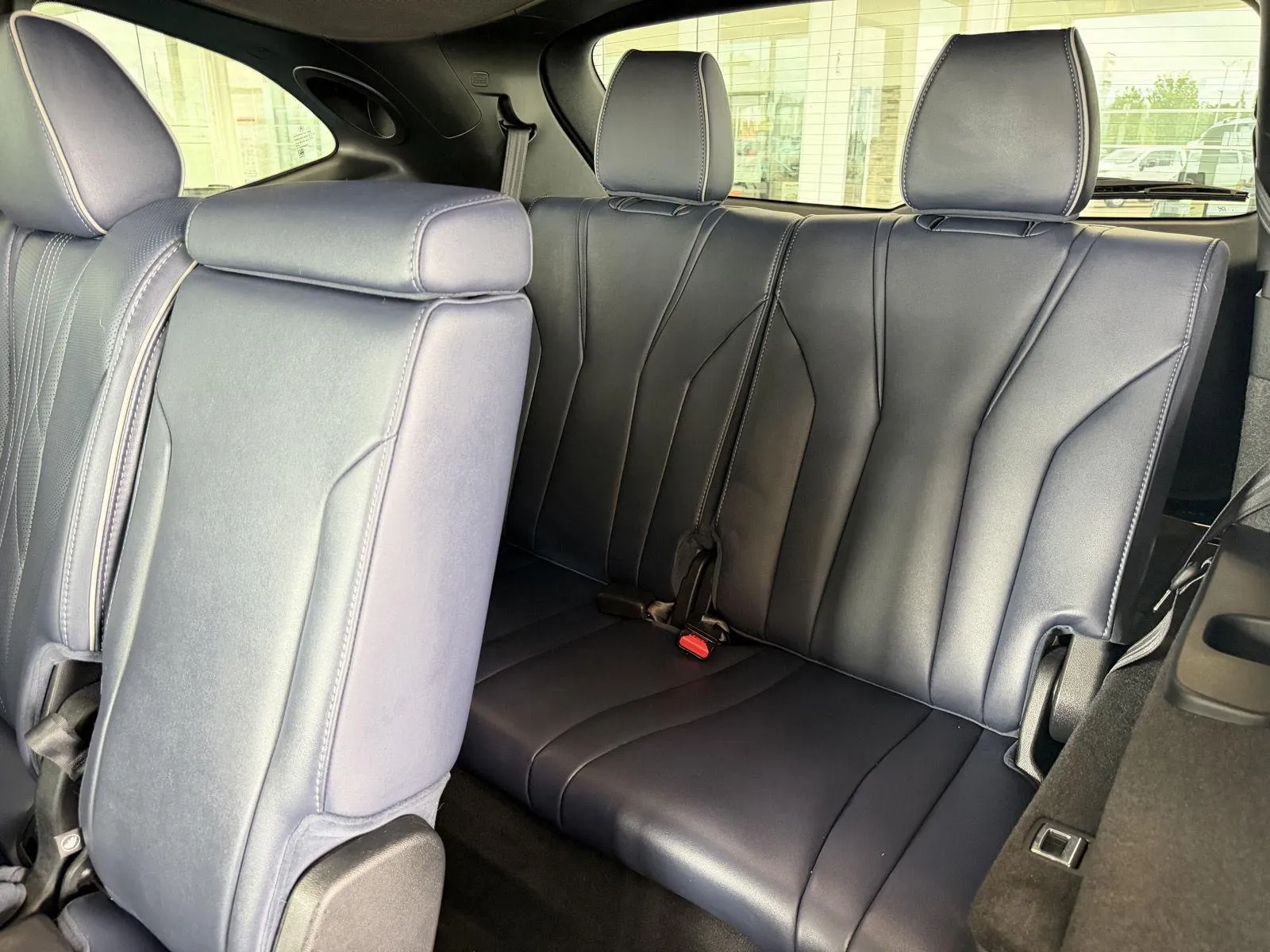 Acura MDX photo 13