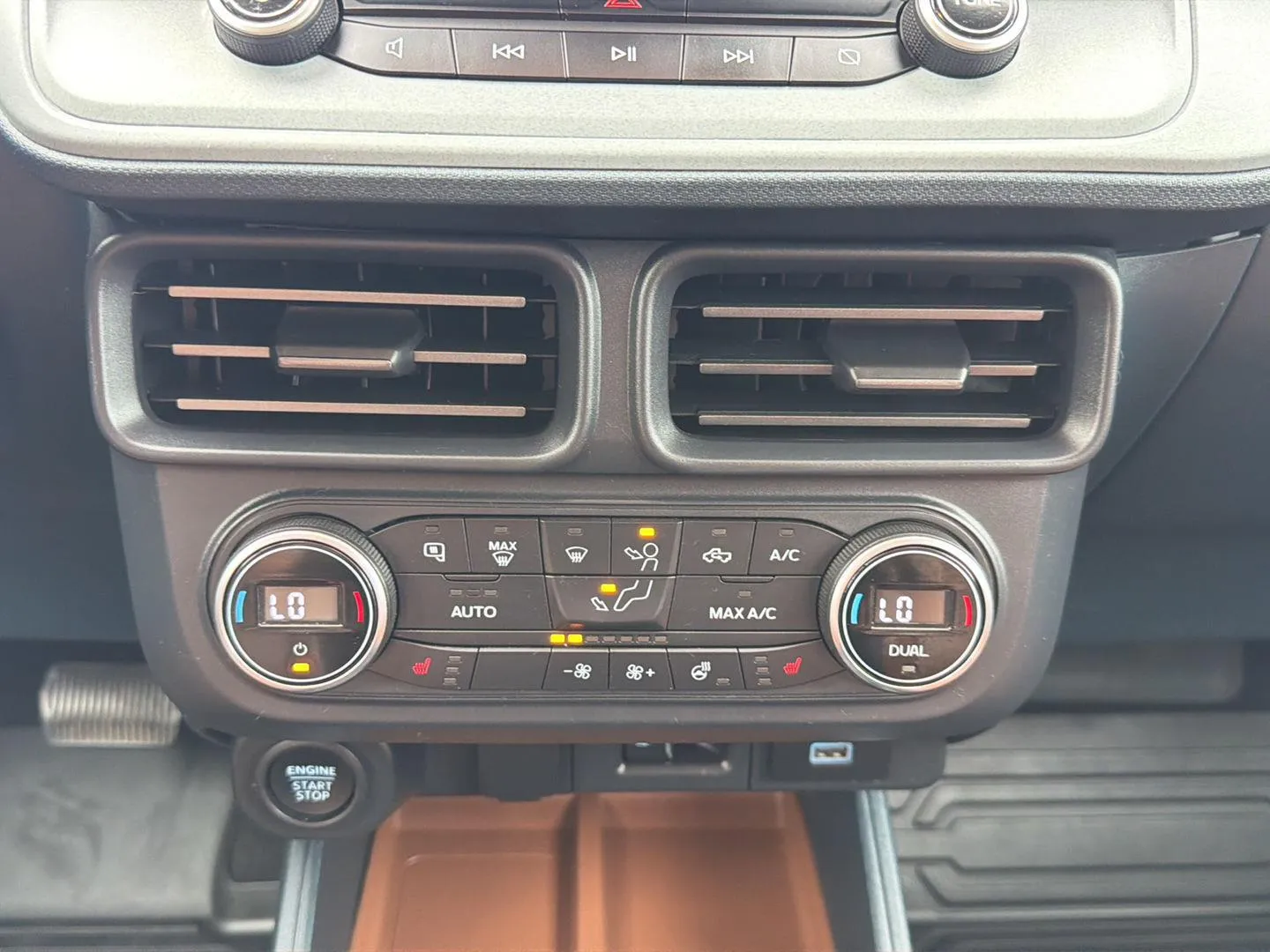 Ford Maverick photo 19