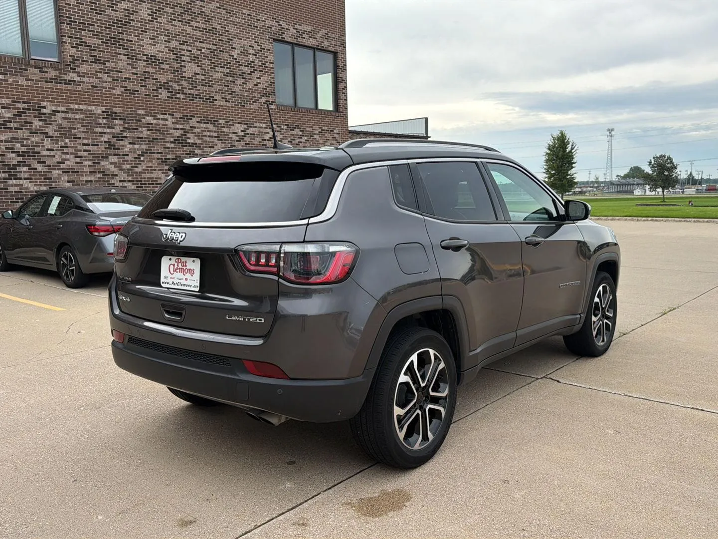 Jeep Compass photo 5