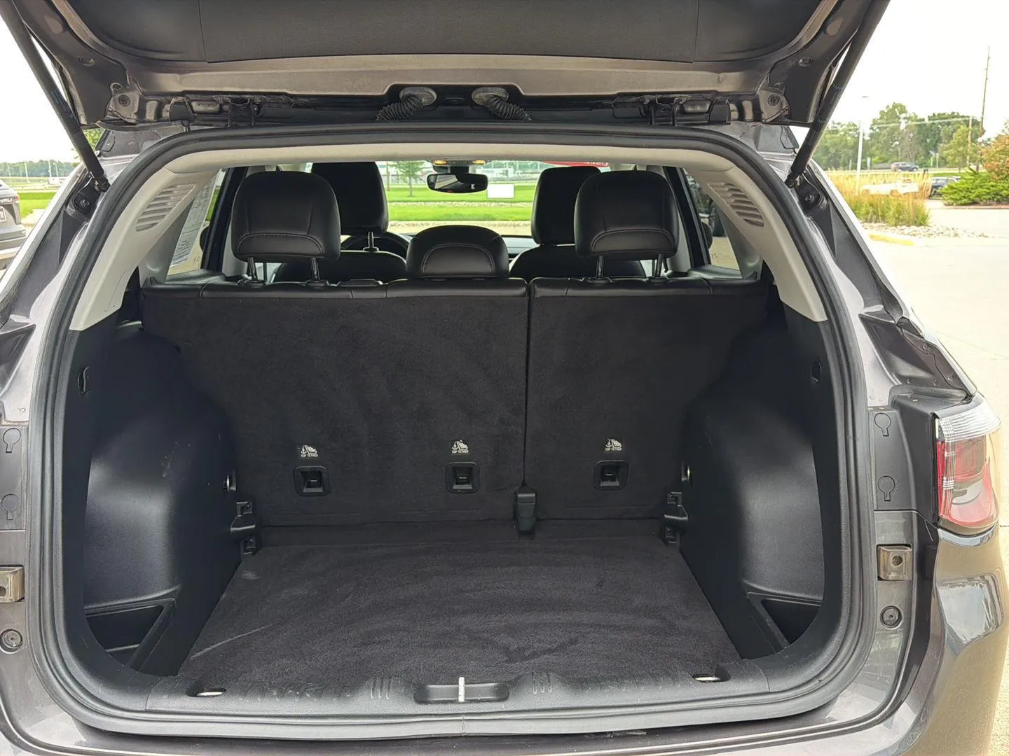 Jeep Compass photo 12