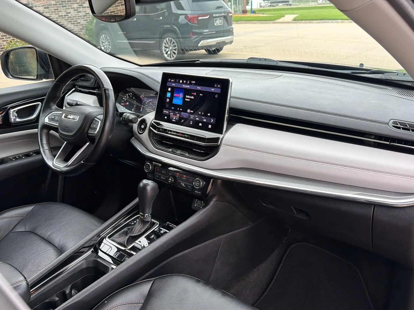 Jeep Compass photo 15