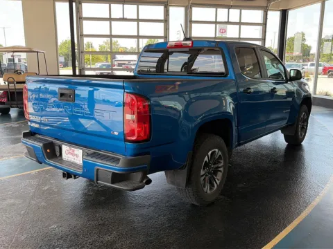 More photos of 2021 Chevrolet Colorado 4WD Z71 at Pat Clemons Inc., IA