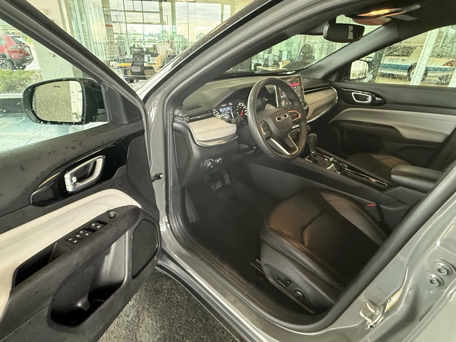 Jeep Compass photo 10