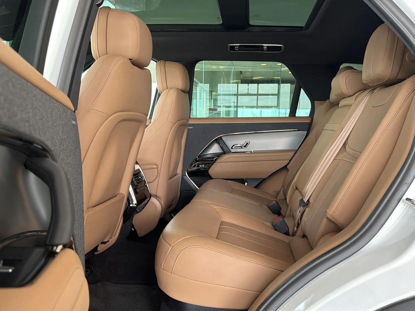 Land Rover Range Rover Sport photo 13