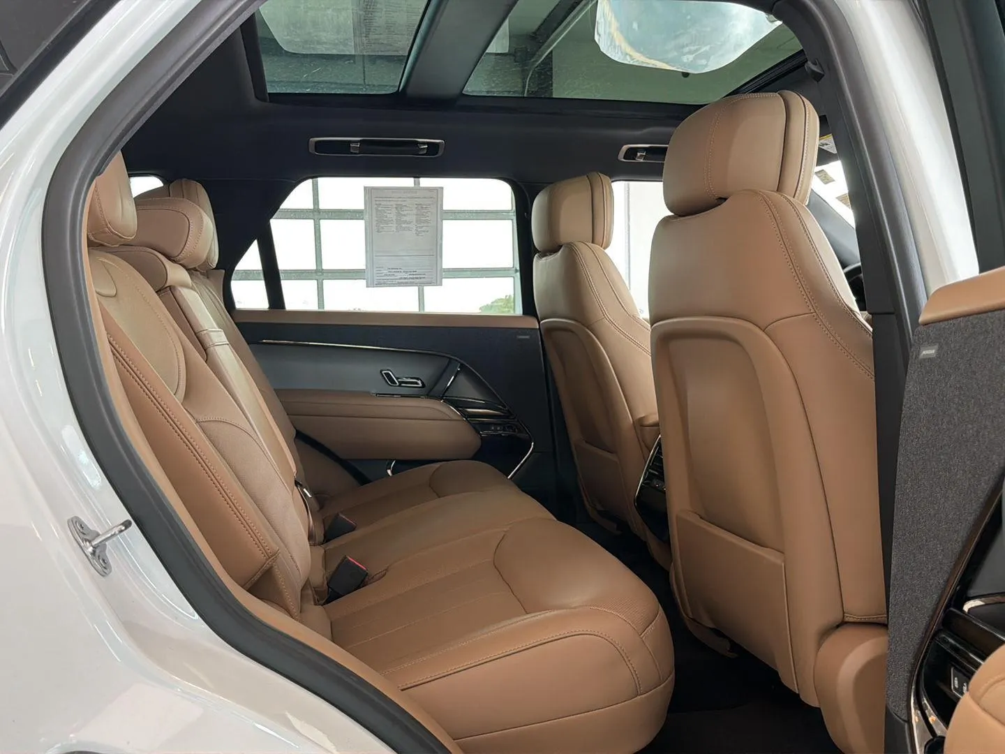 Land Rover Range Rover Sport photo 16