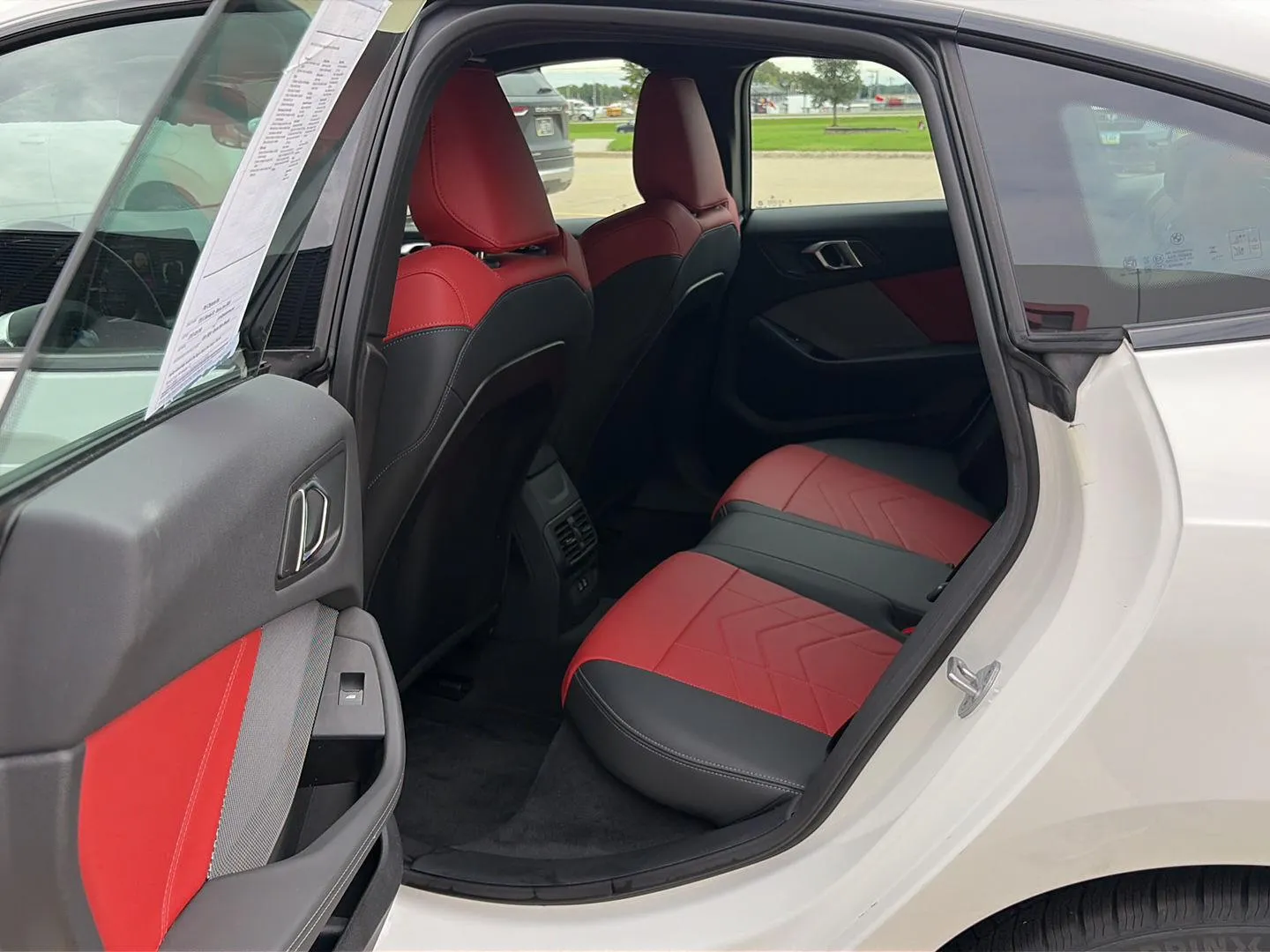 BMW 2 Series photo 17