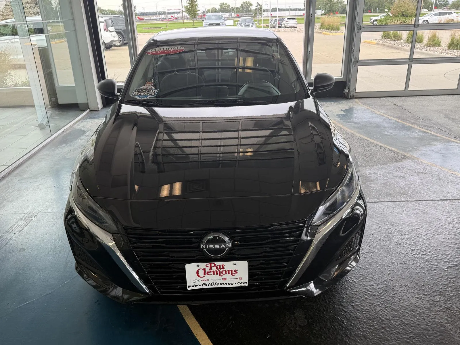 Nissan Altima photo 9