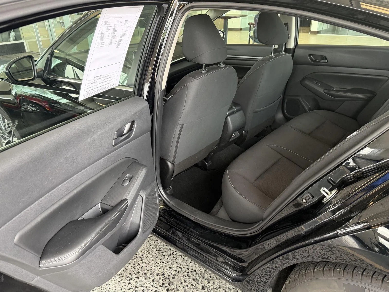 Nissan Altima photo 11