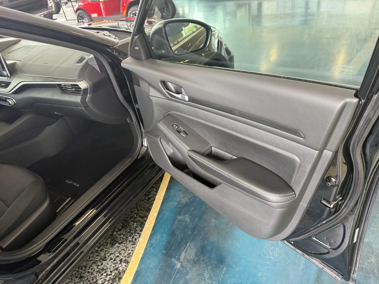 Nissan Altima photo 16