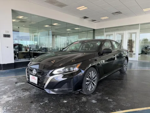 Black 2025 Nissan Altima SV for sale in Boone, IA