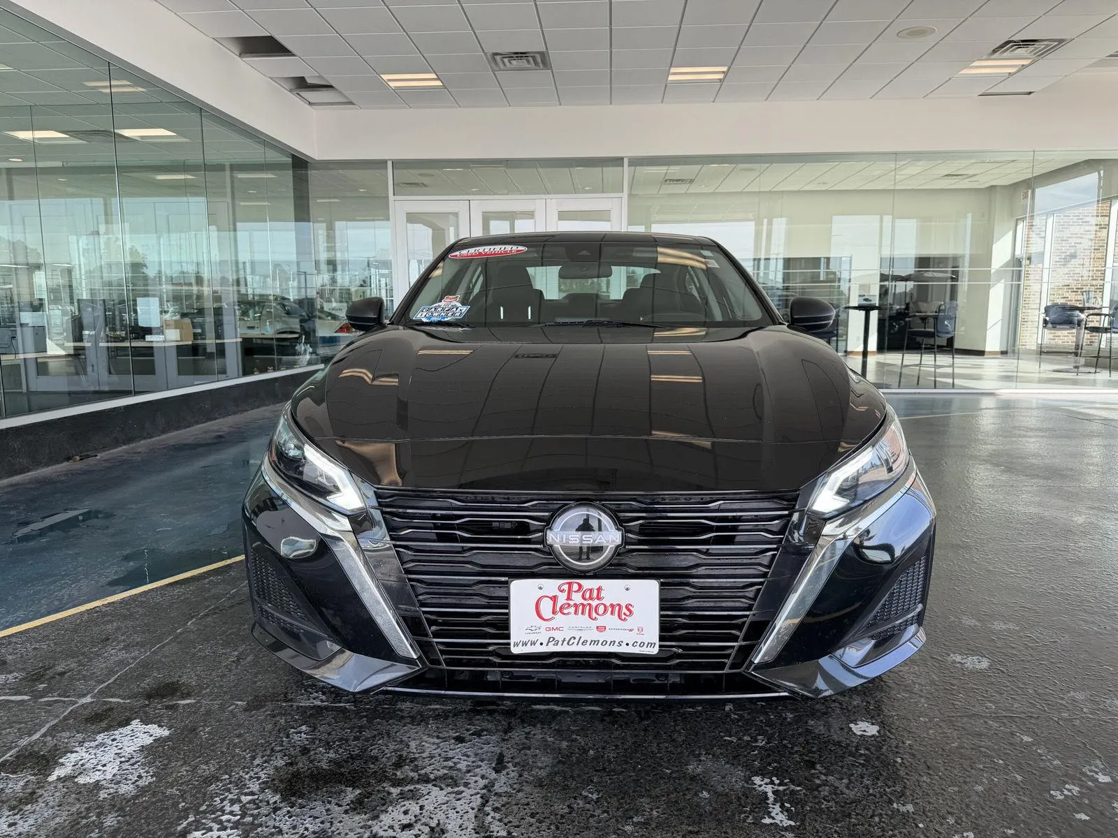 2025 Nissan Altima SV photo 8