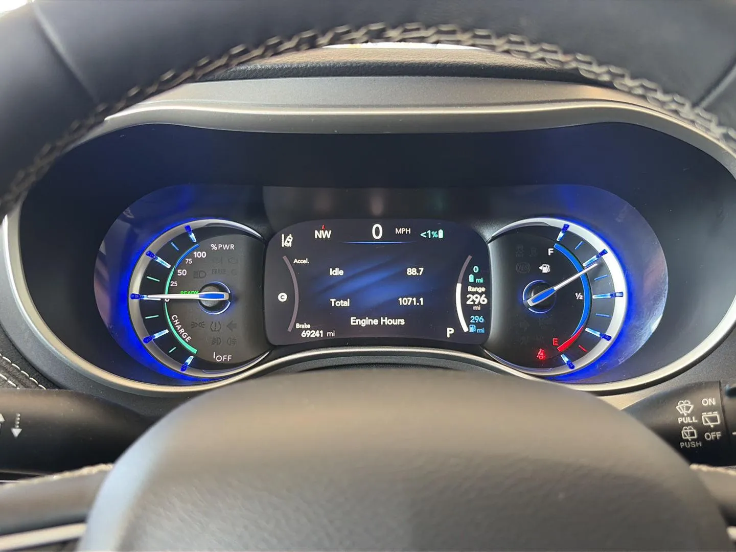 2023 Chrysler Pacifica Hybrid Touring L photo 14