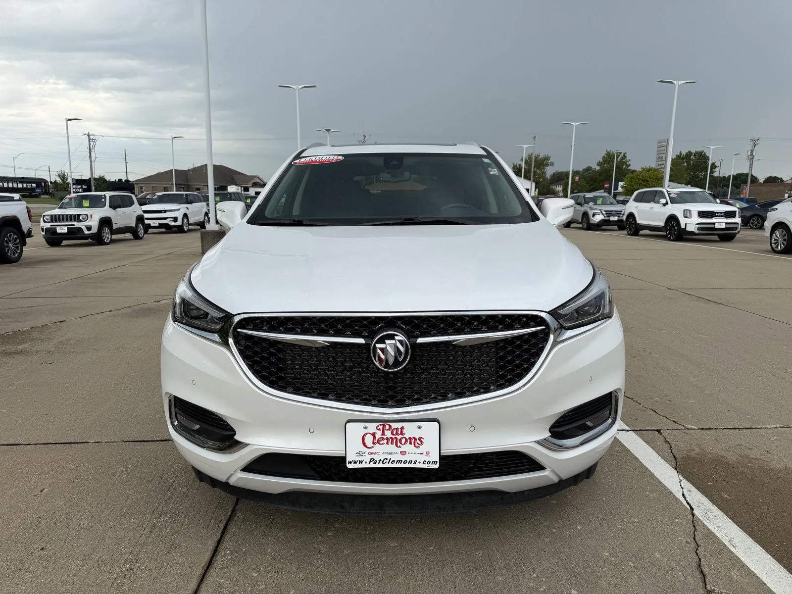 Buick Enclave photo 8