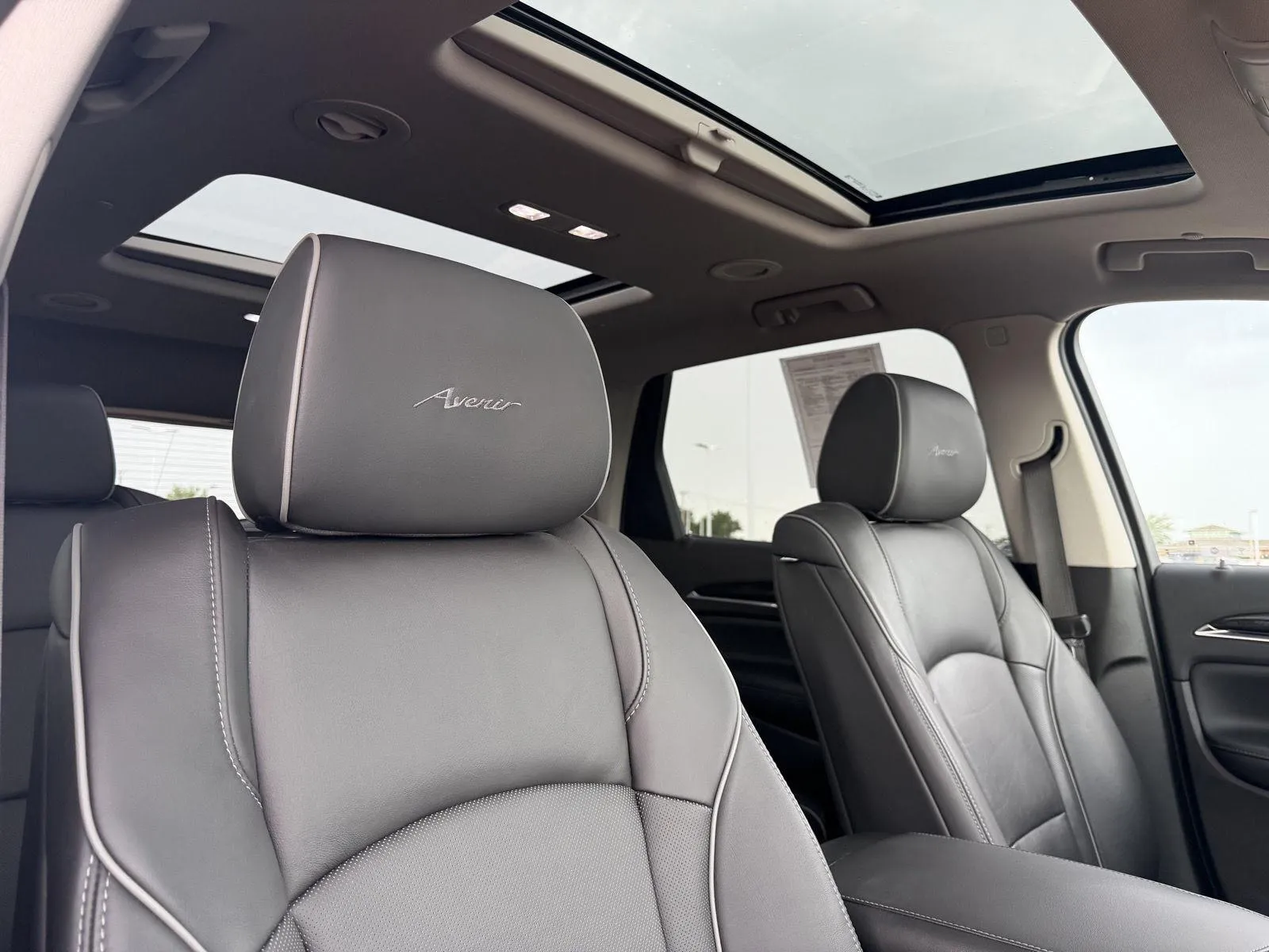 Buick Enclave photo 19
