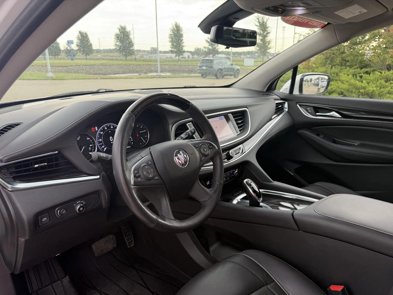 Buick Enclave photo 21