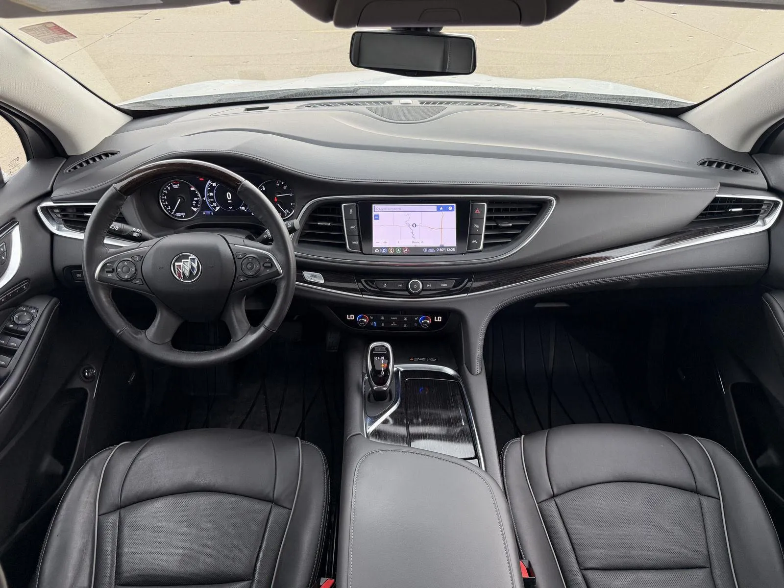 Buick Enclave photo 13