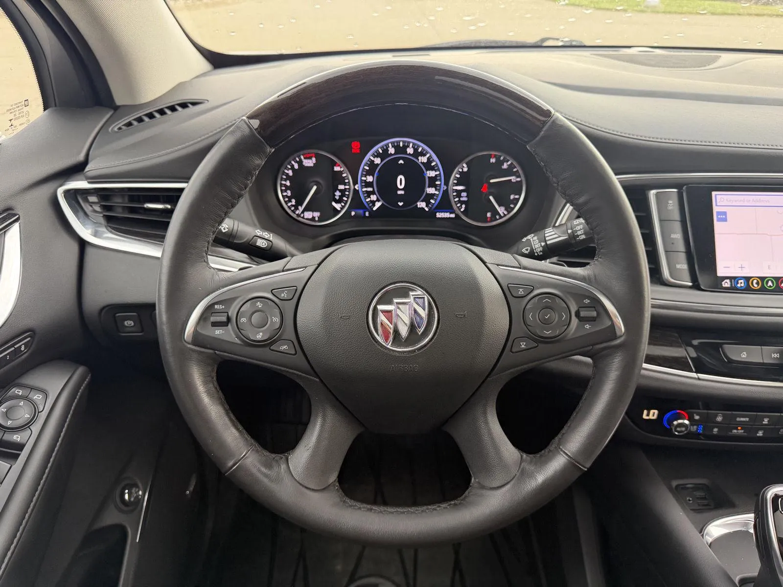 Buick Enclave photo 23