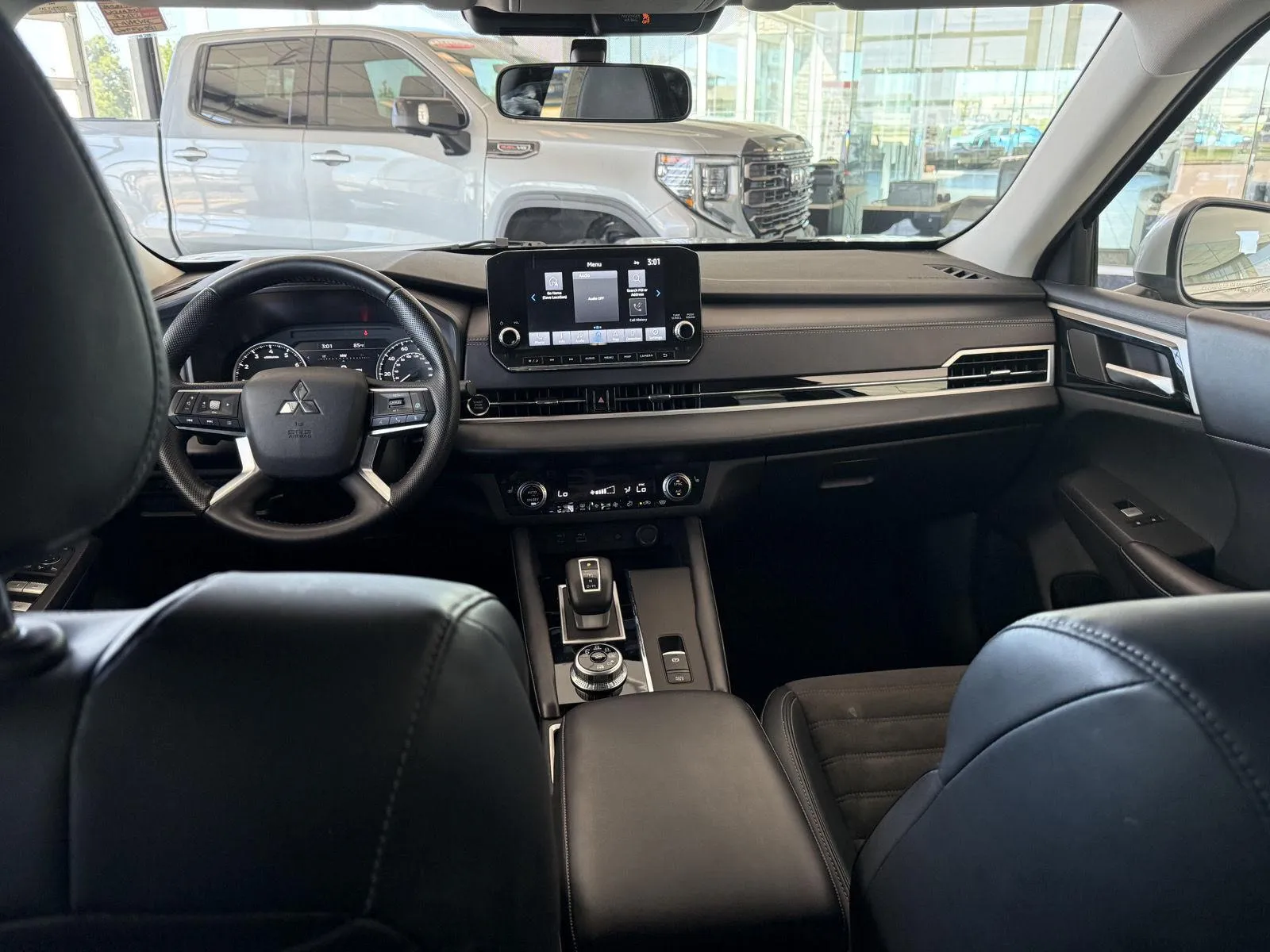 Mitsubishi Outlander photo 11