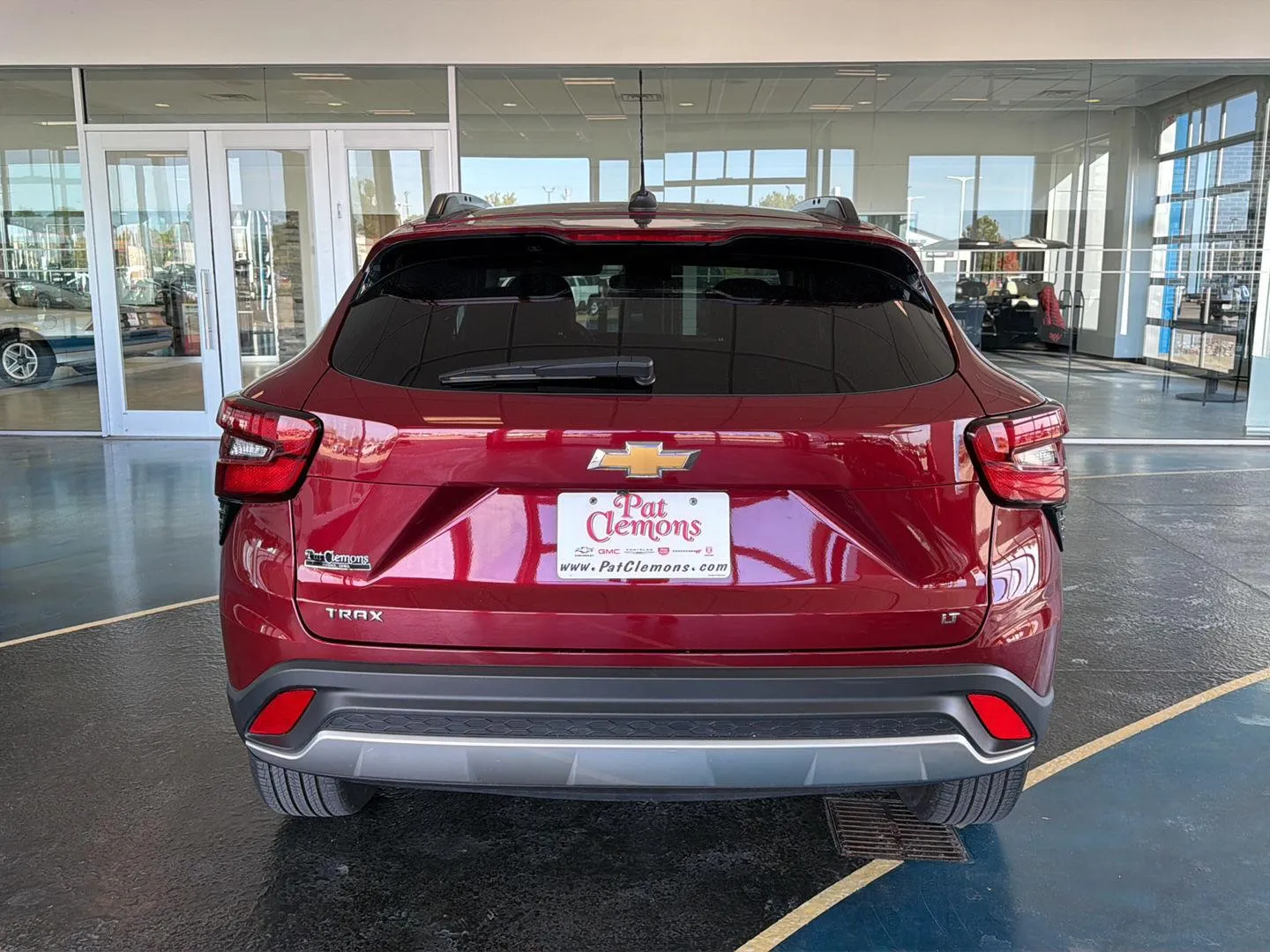 2025 Chevrolet Trax LT photo 4