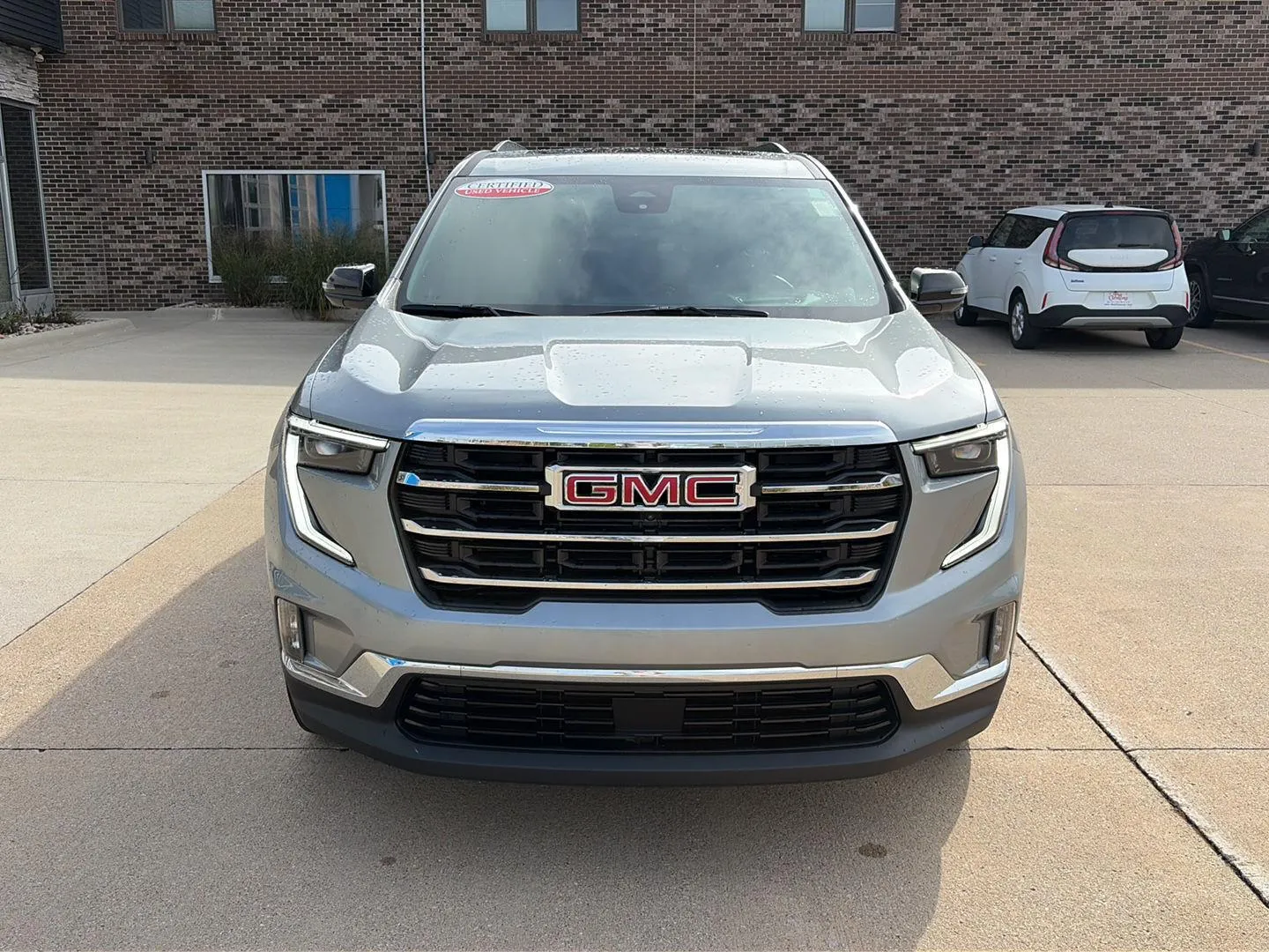 GMC Acadia photo 8