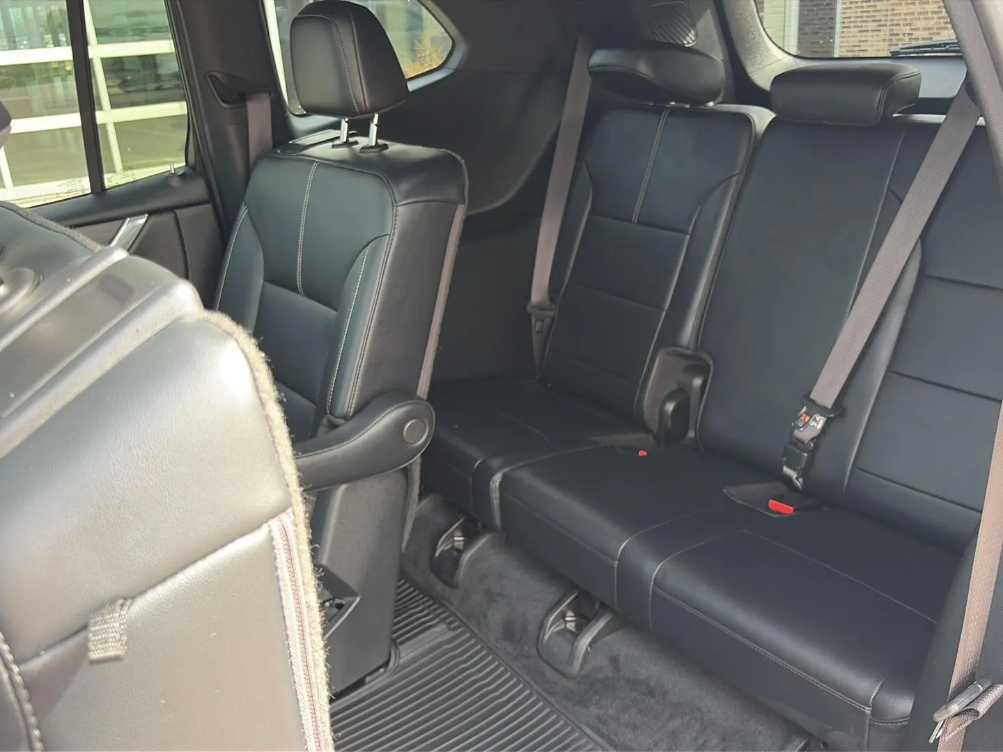 GMC Acadia photo 19