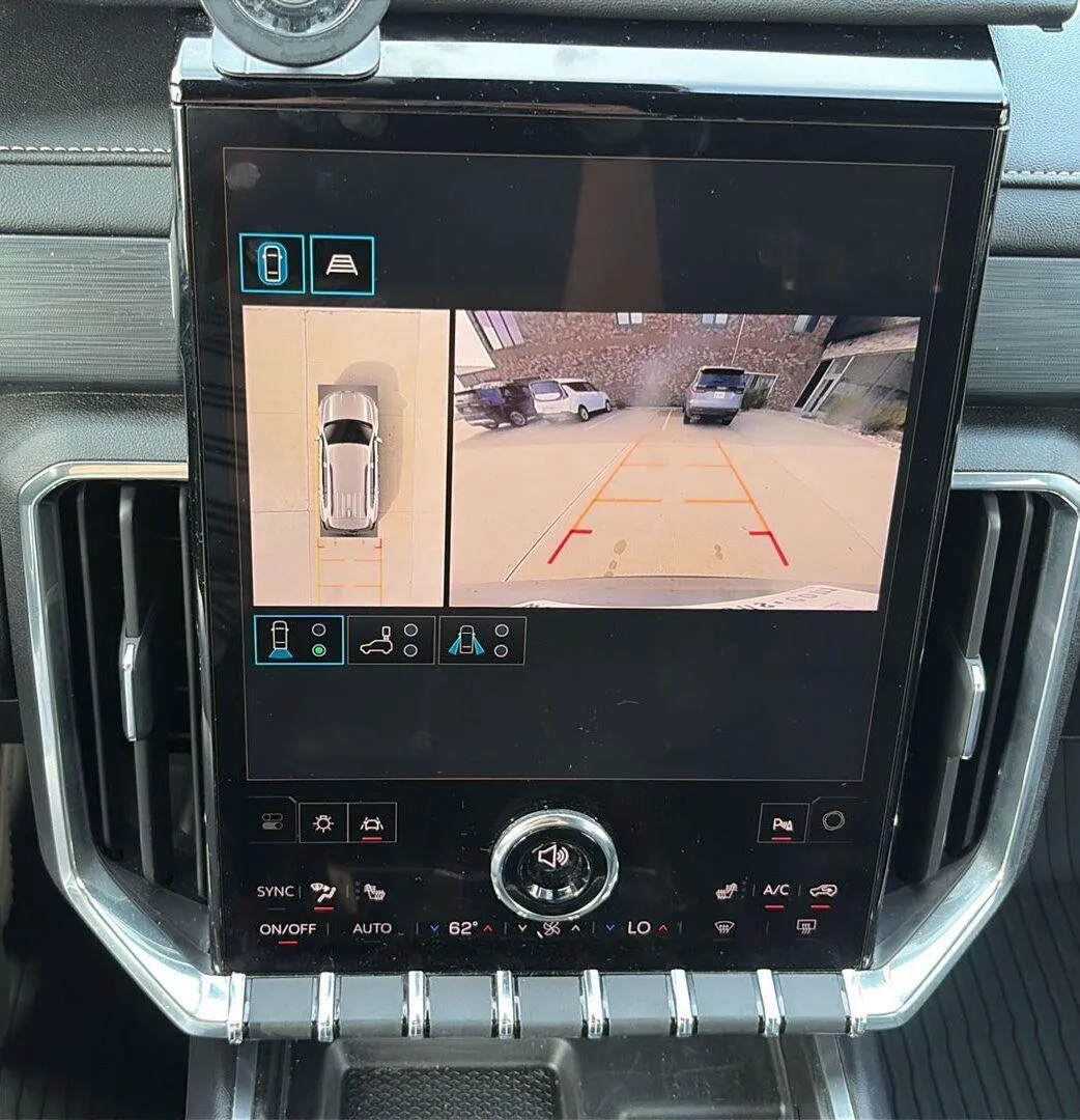 GMC Acadia photo 13