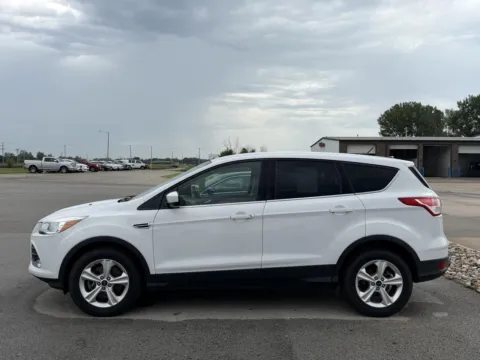 Photos of 2016 Ford Escape SE for sale in Boone, IA at Pat Clemons Inc.