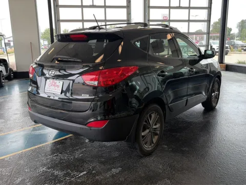 More photos of 2015 Hyundai Tucson SE at Pat Clemons Inc., IA