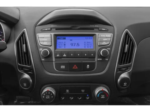 More photos of 2015 Hyundai Tucson SE at Pat Clemons Inc., IA