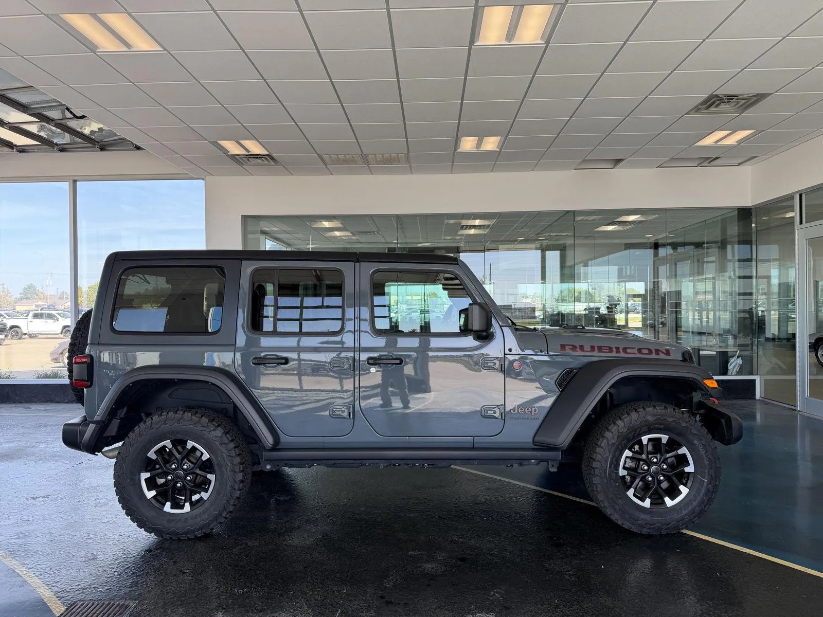 2025 Jeep Wrangler Rubicon photo 8