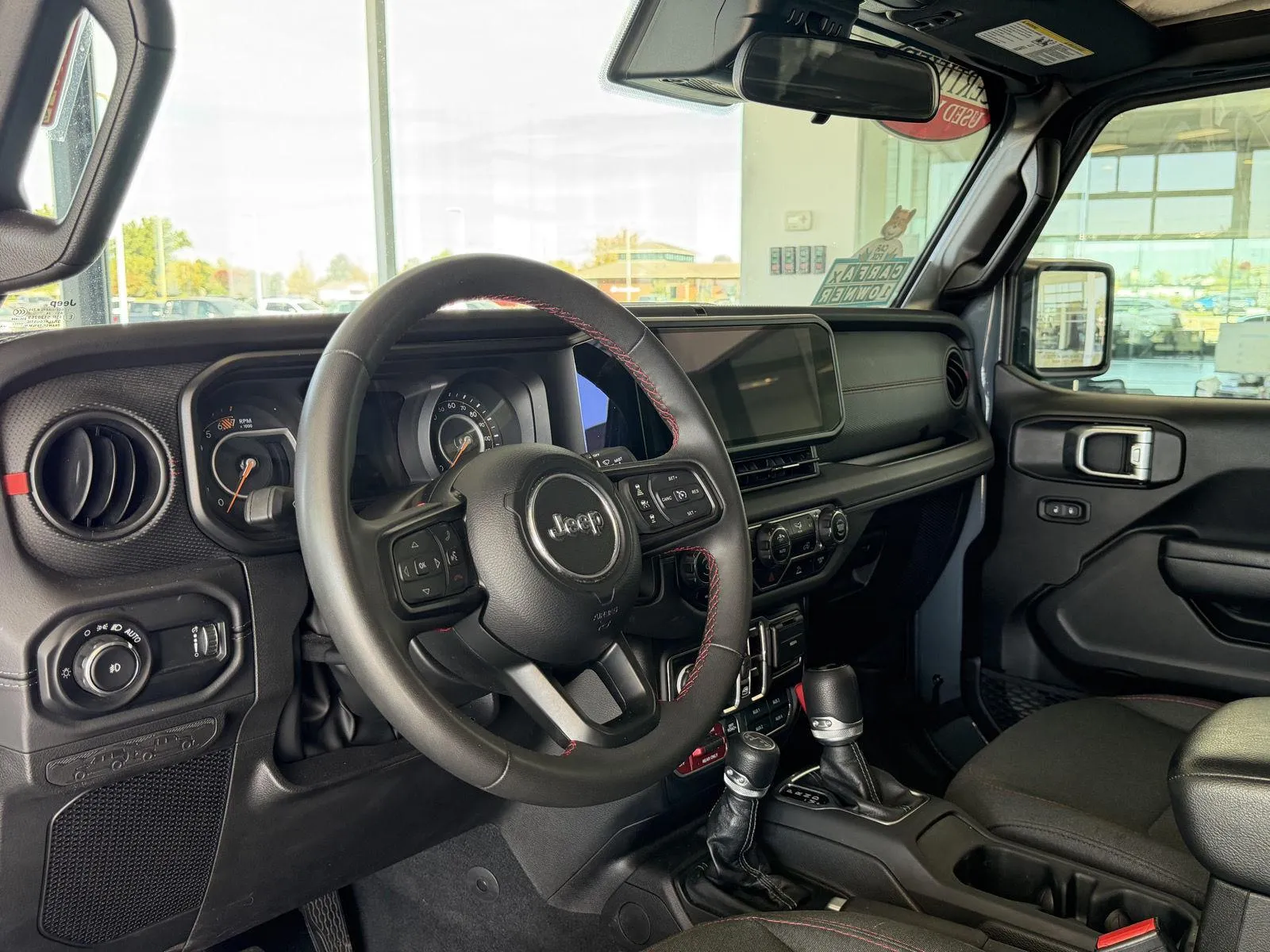 2025 Jeep Wrangler Rubicon photo 14