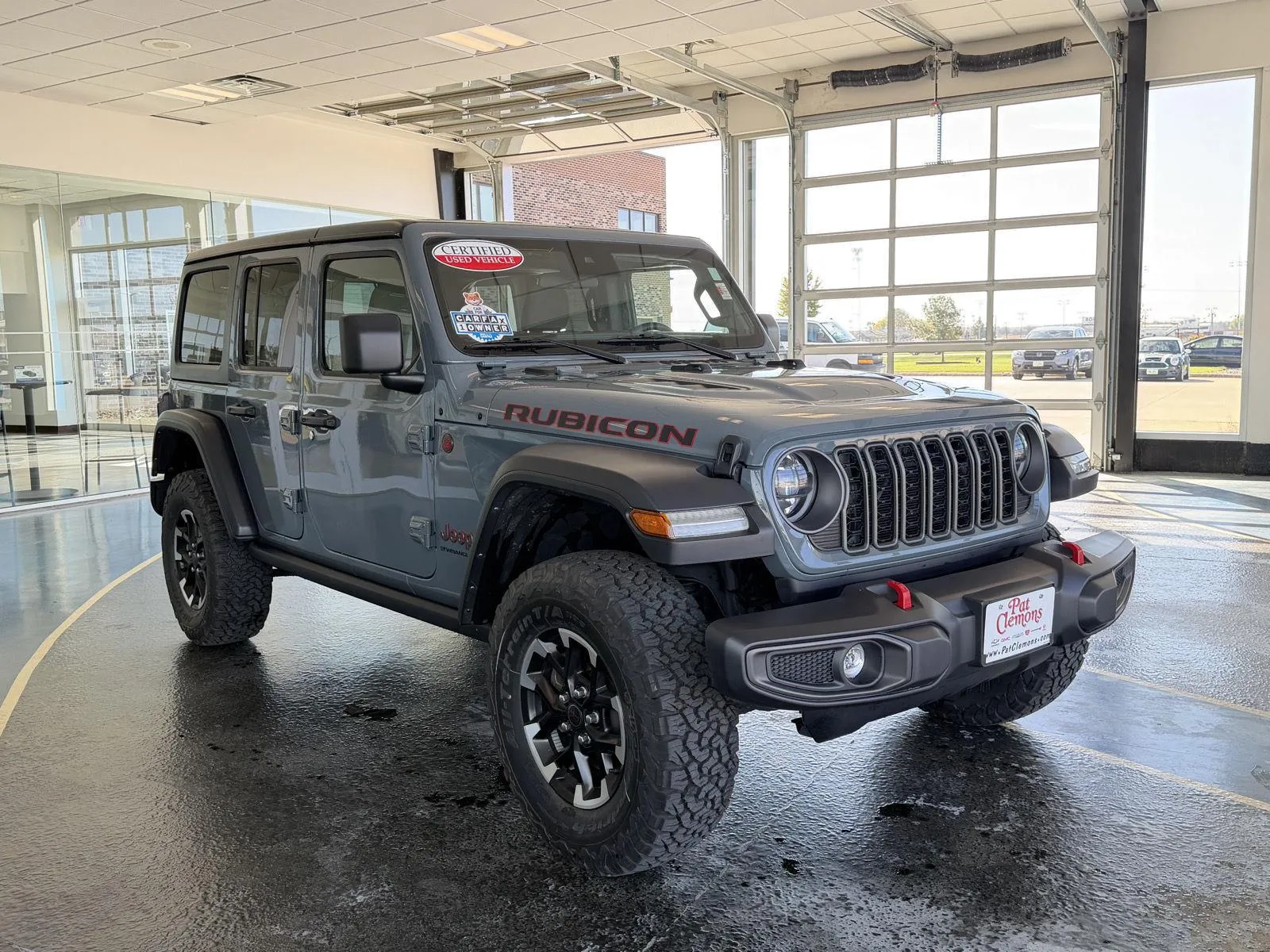 2025 Jeep Wrangler Rubicon photo 9