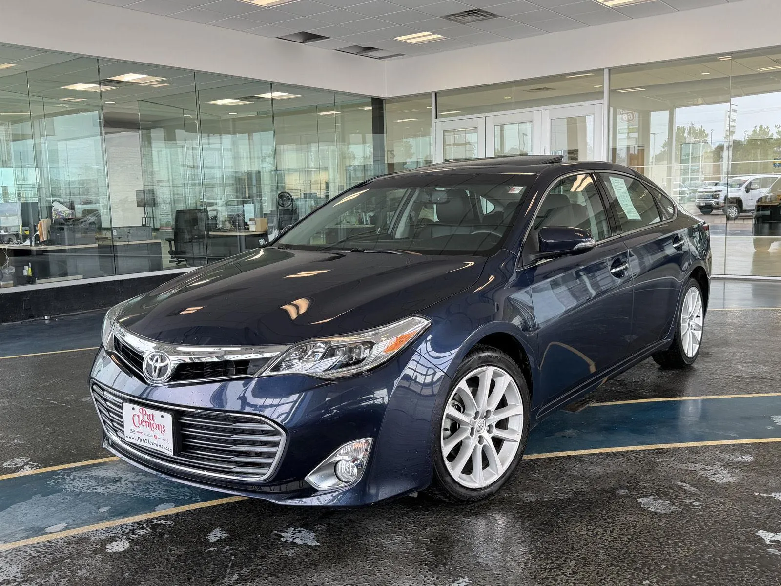 Blue 2015 Toyota Avalon Limited for sale in Boone, IA