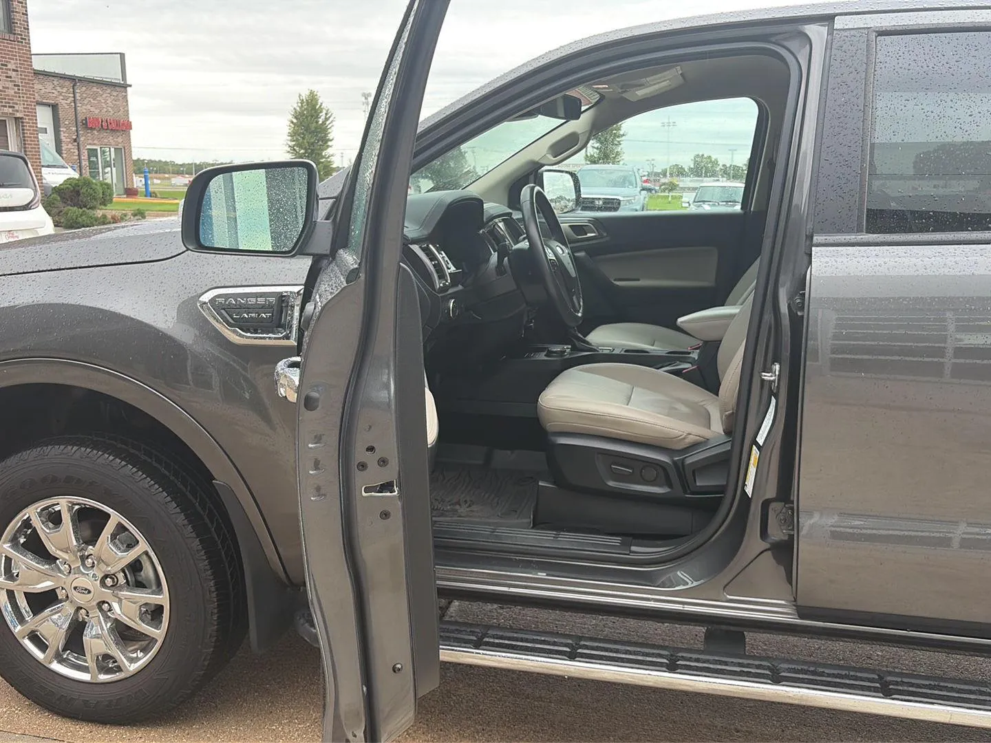 2020 Ford Ranger LARIAT photo 9
