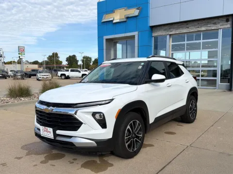 White 2025 Chevrolet Trailblazer LT for sale in Boone, IA