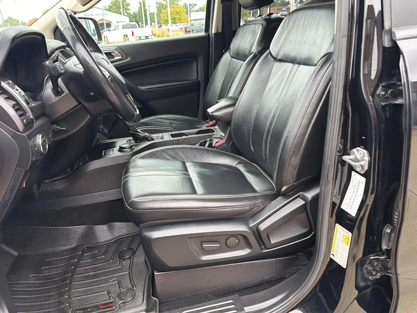 Ford Ranger photo 11