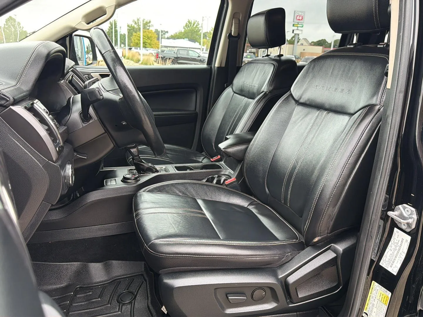 Ford Ranger photo 12