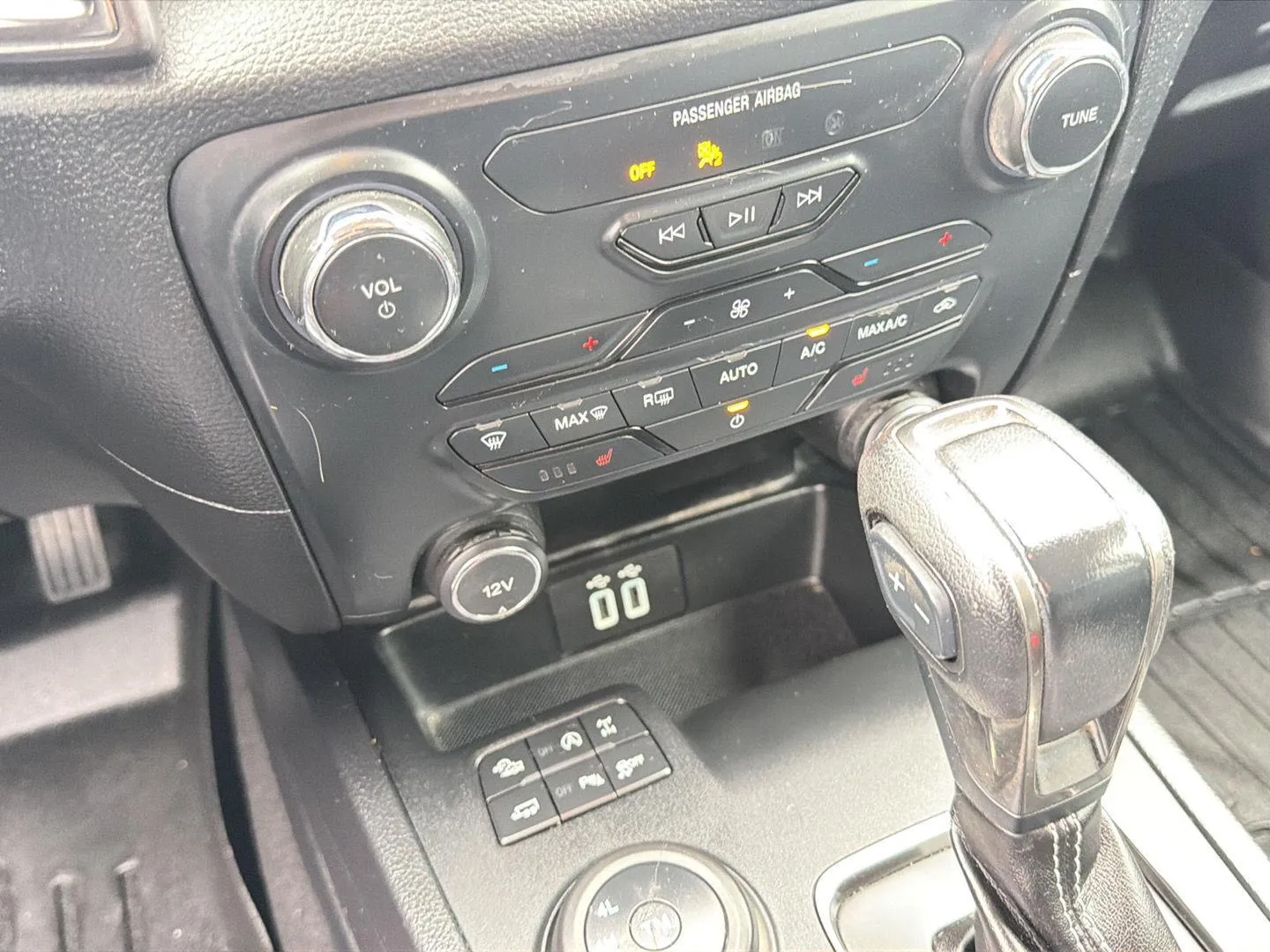 Ford Ranger photo 18